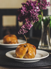 Apples baked (apple sauce) diet and aromatic dessert