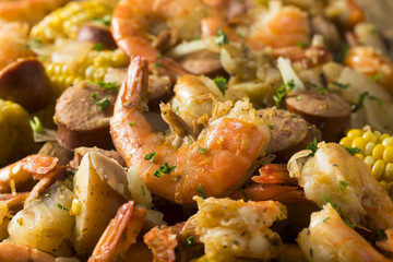 Homemade Traditional Cajun Shrimp Boil