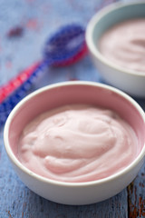 Cherry yoghurt 