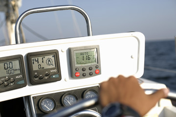 Navigation instruments of a sailboat