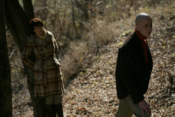 Fototapeta premium Couple splitting up with each other