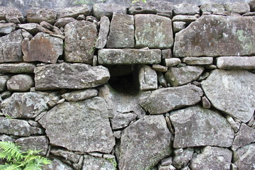 排水口のある石垣(長崎県)