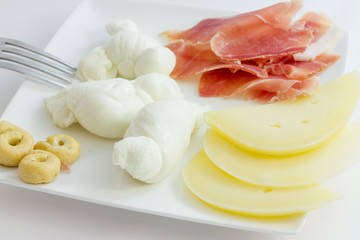 Mozzarella and cheese from Puglia