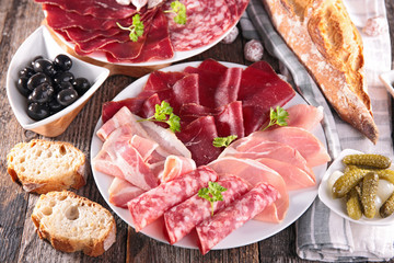 salami,bread and olives