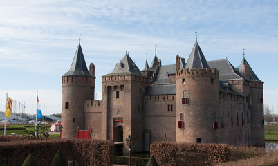 Fototapeta premium Muiderslot, een middeleeuwse vesting in Muiden