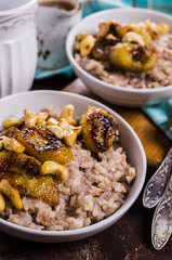 Rice porridge with banana