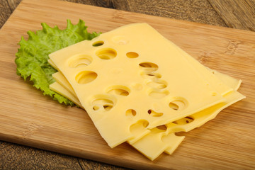 Sliced cheese