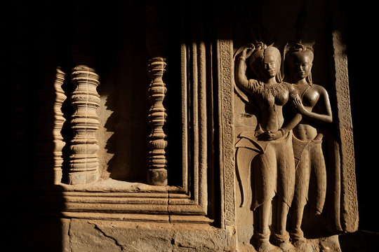 Devata carvings in Angkor Wat