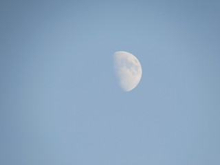 luna di giorno