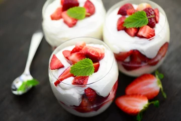 Cercles muraux Dessert Erdbeeren Nachtisch