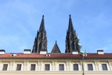 Praga -katedra -wieże