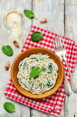 Spinach ricotta pasta