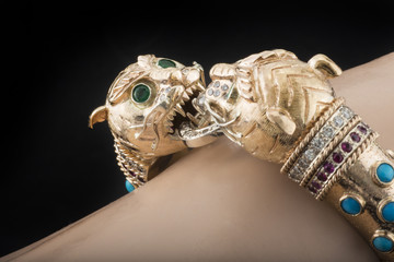 Fu Dog Gold Bracelet