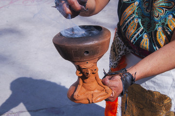 Incienso de resina de copal para celebrar el Fuego Nuevo Mexica