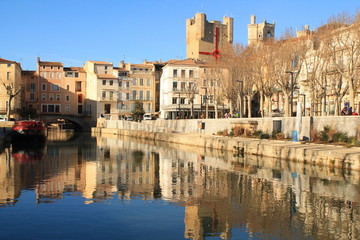 Fototapeta na wymiar Canal de la Robine à Narbonne, France