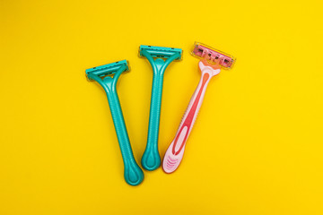 Shavers for women on a yellow background