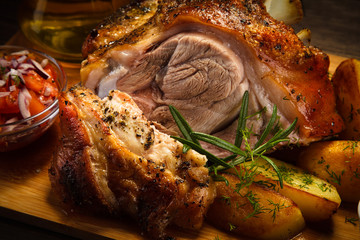 Roast knuckle on cutting board