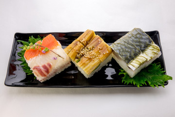 押し寿司　三品