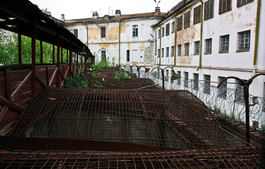 Fototapeta na wymiar Courtyard and perimeter security in abandoned prison