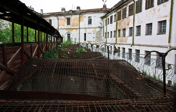 Courtyard and perimeter security in abandoned prison