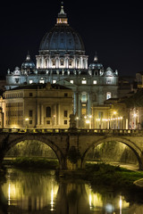 Fototapeta na wymiar St. Peter's Basilica / Basilica Sancti Petri / Basilica di San Pietro