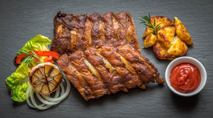 frisch gegrillte Spare ribs, BBQ ribs
