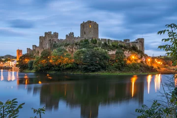 Papier Peint photo autocollant Château Pembroke, Wales, United Kingdom - September 22, 2016: Panoramic view of Pembroke Castle in South Wales at night