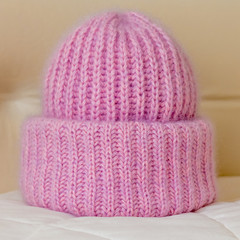 Hat pink Welt turned knitted by hand from wool