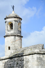 Fototapeta na wymiar La Giraldilla auf dem Glockenturm des Castillo de la Real Fuerza, Havanna, Kuba