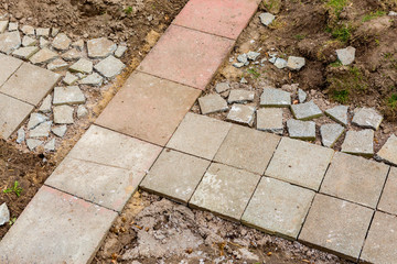 Steine verlegen Pflastersteine Betonpflaster 