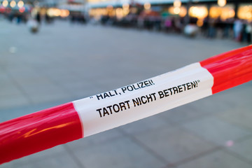 Polizeiabsperrung / Tatort