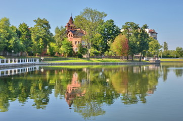 Fototapeta na wymiar An ancient castle on the shore of the pond. Kaliningrad.