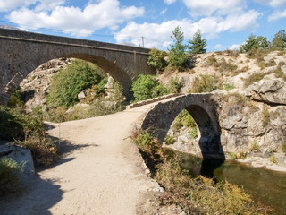 Fototapeta na wymiar Albertacce, old stone bridge