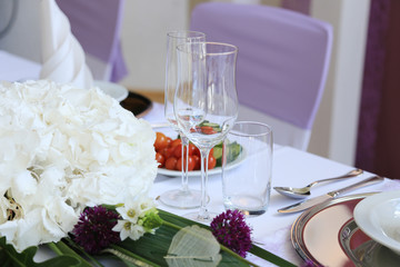 Wedding glasses and roses