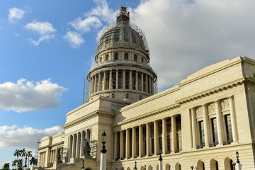 Obraz premium National Capital Building - Havana, Cuba