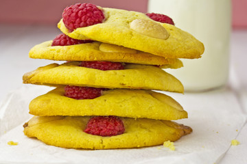 White chocolate raspberry cookies
