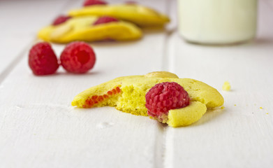 White chocolate raspberry cookies