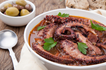 Octopus and Red Wine Stew