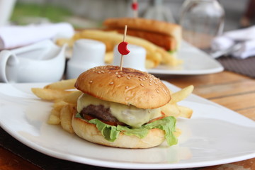 Cheese burger