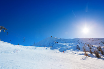Fototapeta na wymiar Beautiful mountain scene at alpine ski resort