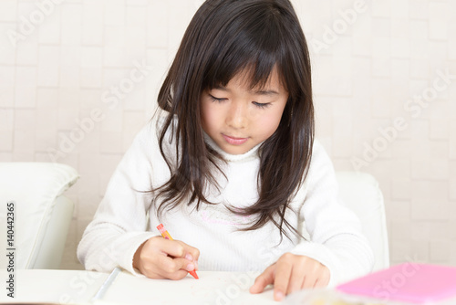 勉強に励む女の子 Canvas Print Canvas Prints Wallsheaven Liza5450
