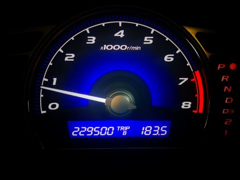 Mileage control display of the speed car