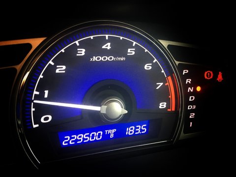 Mileage control display of the speed car