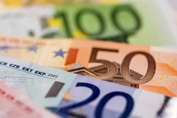 Fotobehang Viele verschiedene Euro-Geldscheine © Gina Sanders