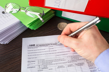 US tax form 1040 for individual tax return
