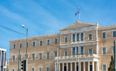 Fototapeta premium The greek parliament building at syntagma square