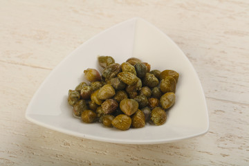 Pickled capers