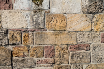 Alte Mauer aus Buntsandstein