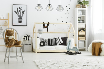 Kid bedroom with house bed - obrazy, fototapety, plakaty