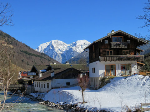 Fototapeta Ramsau in Bayern. Blick auf die Alpen